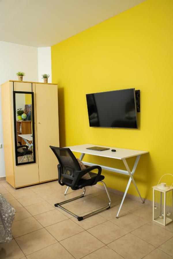 Warm Studio Apartment In Heraklion מראה חיצוני תמונה
